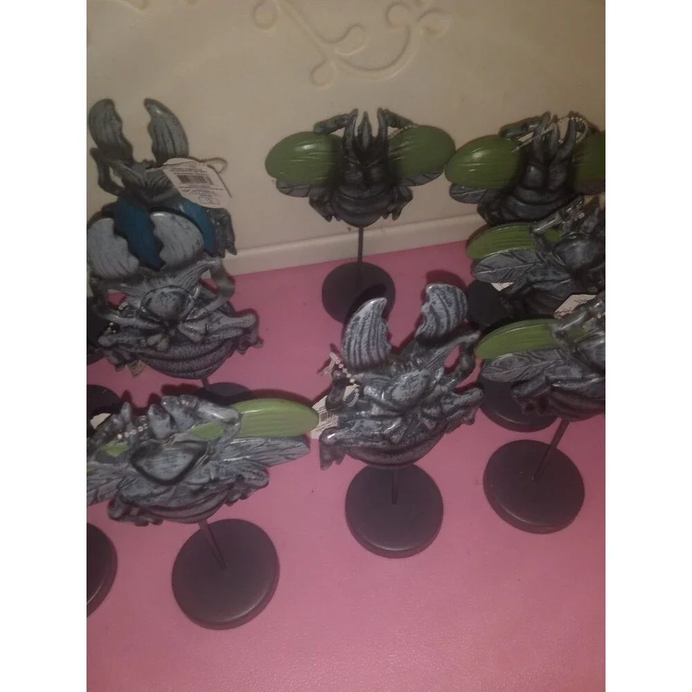 12 Target Bullseye Playground Halloween  Beetle Moth Fly Spooky Bug Figurines
